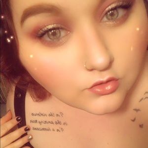 Meet your Posher, Hanna